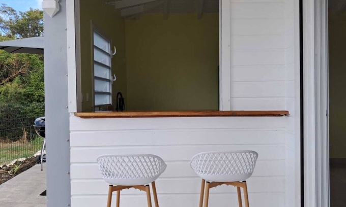 Grand-Bourg Villa | Villa neuve 3 pièces avec bar et climatisation À seulement 5 minutes de la plage