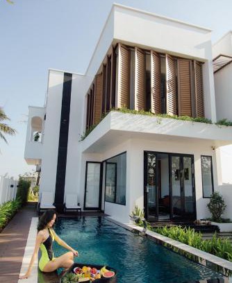 Thuan An House | Villa nguyên căn 4 phòng ngủ, cạnh biển Thuận An Rabbit Home Villa