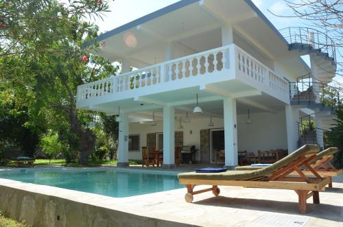 Watamu Villa | Villa Nika, between palm trees, beach and elephants