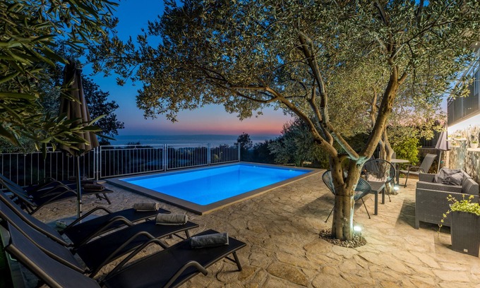 Kastel Kambelovac House | Villa Olive Gardens - with swimming pool, sea view and complete privacy