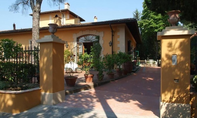 Sesto Fiorentino Villa | Villa on the outskirts of Florence