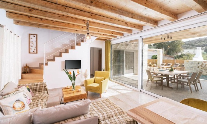 Pitsidia Villa | Villa Pagona