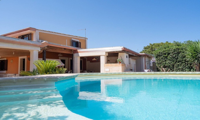 Ognina Villa | Villa piscina a due passi dal mare Near the Beach with Pool