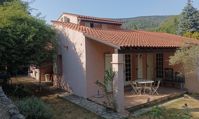 Belgentier House | Villa Provençale au Calme Entourée de Verdure, Animaux de Compagnie Acceptés !