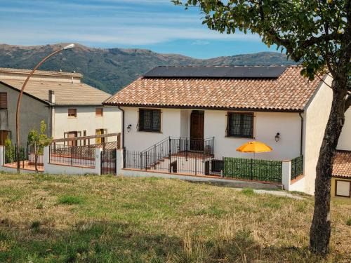 Latronico House | Villa Rosa