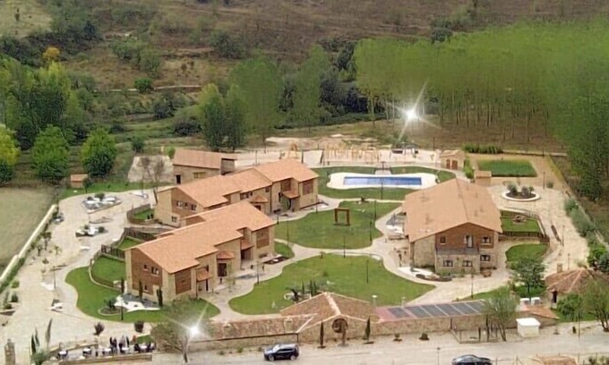 Fuentiduena House | VILLA SAN MARTÍN- LAS VILLAS DE FUENTIDUEÑA RURAL TOURIST COMPLEX