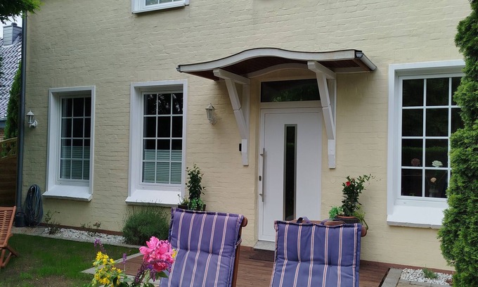 Ponitz Villa | Villa Scharbeutz Pönitz, spacious, quiet, central