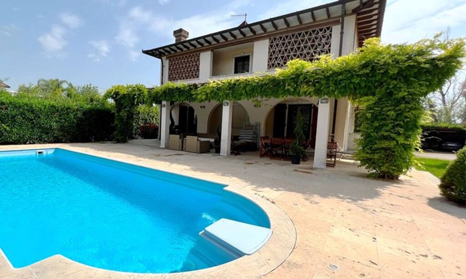Forte dei Marmi Villa | VILLA SERENATA WITH SWIMMING POOL ⭐ FORTE DEI MARMI