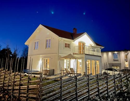 Mellerud O Villa | Villa Sjöbris - Lake Vänern