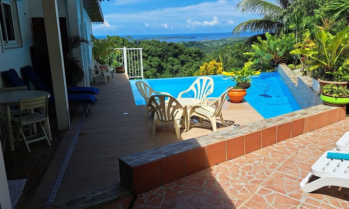 Le Lamentin Villa | VILLA TYPE F4 SWIMMING POOL JACUZZI