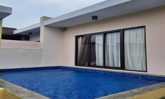 Bandulu House | Villa Ubud Anyer by Villa Mungil