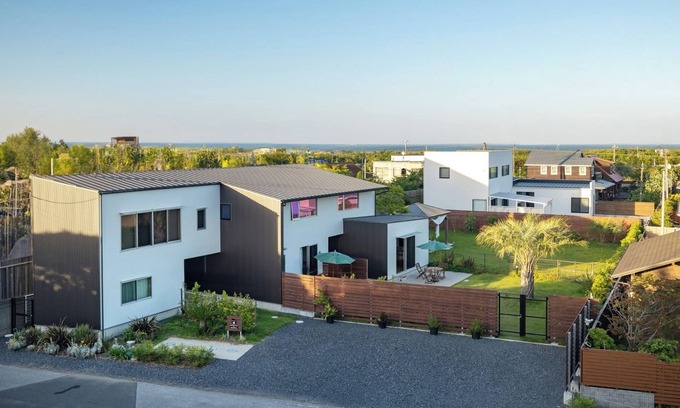 Ichinomiya House | Villa with 500m2 natural grass garden and BQ terrace Dogs are very welcome/Choseigun Chiba