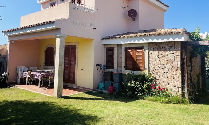 Aglientu Villa | Villa with beautiful garden 2 min. from the beach