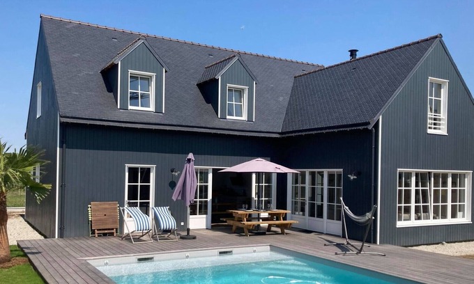 La Trinite-sur-Mer Villa | VILLA WITH POOL- 4 BEDROOMS- LA TRINITE SUR MER