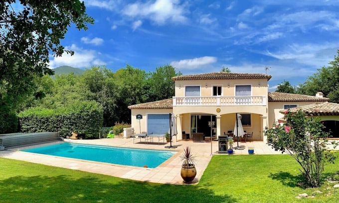 La Gaude Villa | Villa with private pool and garden/French Riviera