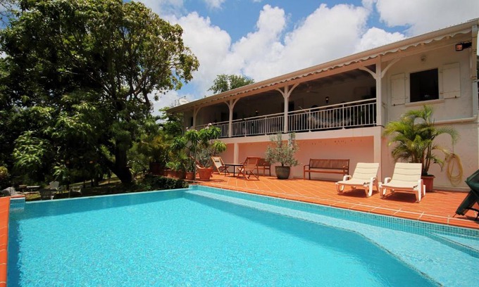 Sainte-Anne Villa | Villa with swimming pool and garden view MQSA20