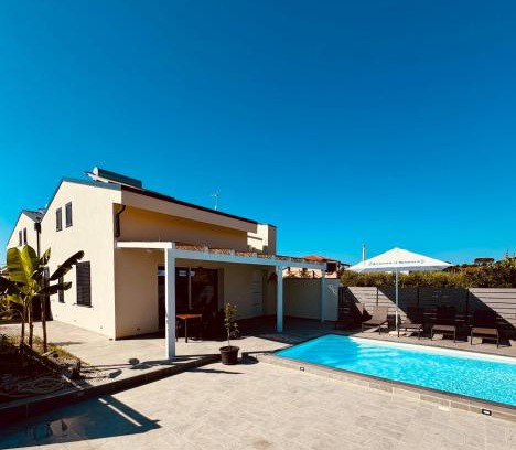 Piane Vecchie Villa | Villa Zagara modern villa with pool