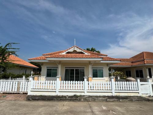 San Kamphaeng House | Villa95