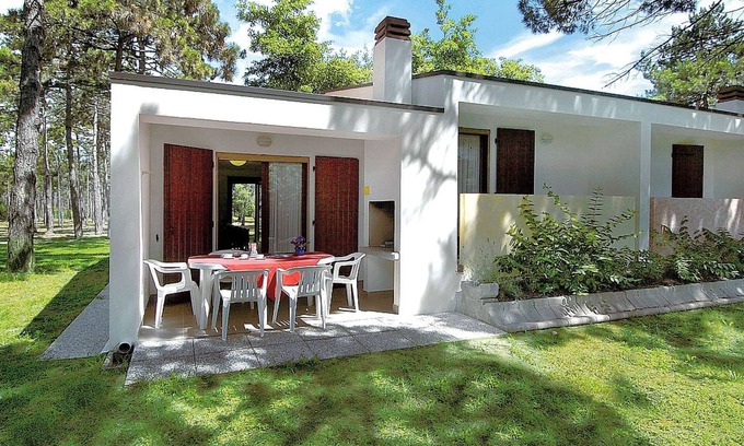 Bibione Lido del Sole House | Villaggio Paradiso by Interhome