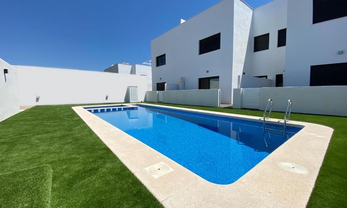 Los Imbernones Apartment | Villamar 19 - Planta baja con 2 terrazas cerca de las salinas