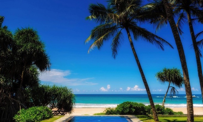 Hikkaduwa Villa | Villananda - Amazing Beachfront Villa with Private Pool