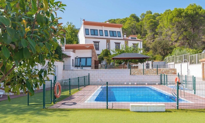 Segura de la Sierra Villa | Villarrobles de Altamira Cortijos Nuevos by Ruralidays