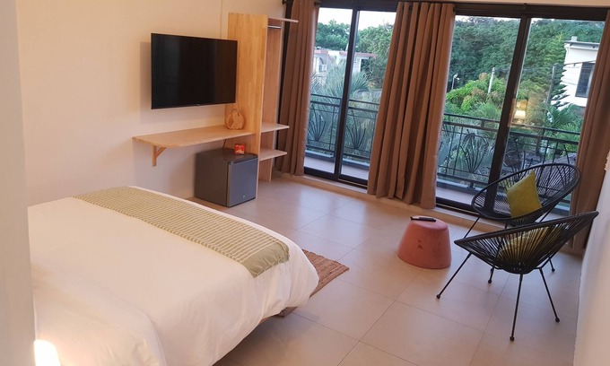 Fond du Sac Apartment | Villas Rocher - Standard Suite 2B