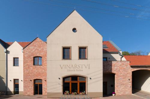 Klentnice Bed & Breakfast | Vinařství Peřina