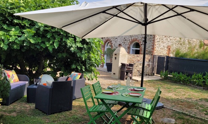 Saint-Aignan-Grandlieu House | Vintage at the gates of Nantes airport access