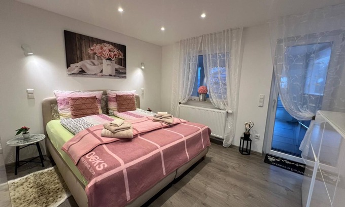 Wiesloch Apartment | ❤ VipStay ❤ Stylish 65m² Suite with kitchen, terrace, parking, Wi-Fi, SmartTV ❤