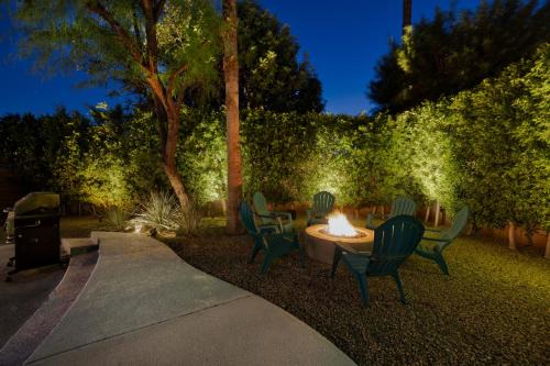 Vista Norte House | Vista Ranch Hideaway by Oranj Palm