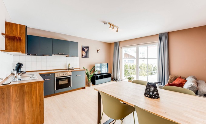 Unterjoch Apartment | VYLD: Deer pasture with terrace