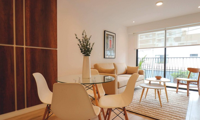 Santa Cruz Apartment | w* | Sophisticated 2BR with Balcony in Miraflores