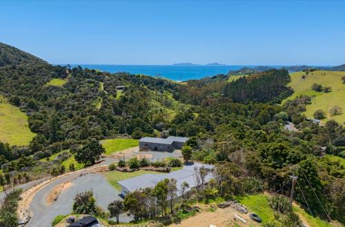 Matapouri House | Waitorupai Retreat 2 - Sandy Bay Holiday Home