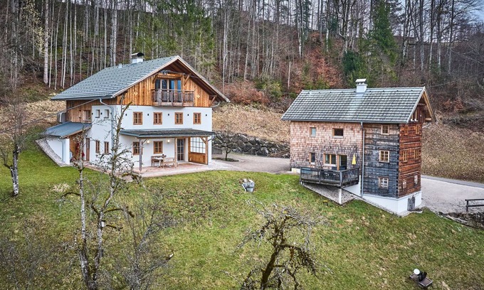 Bad Goisern Apartment | Waldharmonie Chalet & Apartments