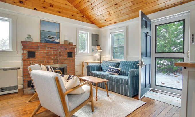 South Chatham House | Walk to Beach: South Chatham Home