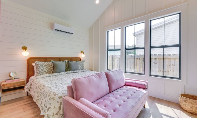 Laguna Beach Apartment | Walk to Laguna Beach: Modern Studio in PCB!