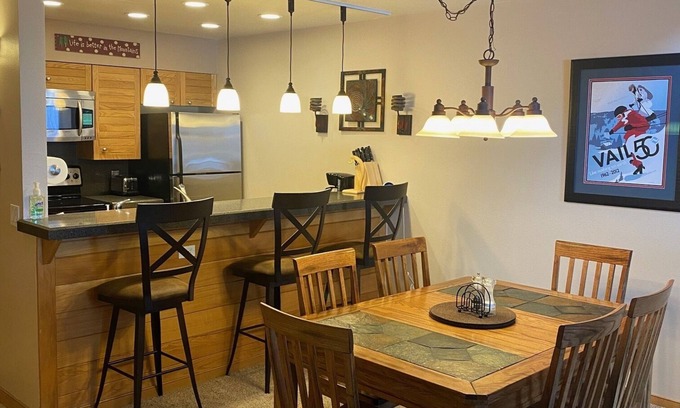 Mountain House Condo | Walk to Lifts, Mtn View, Indoor Hot Tub and Pool, Underground Parking!