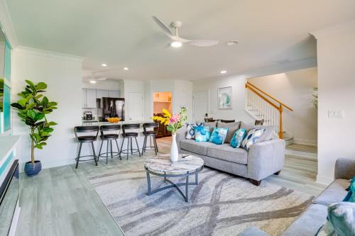 North Carolina Coast Apartment | Walk to Ocean Carolina Beach Condo with 2 Balconies