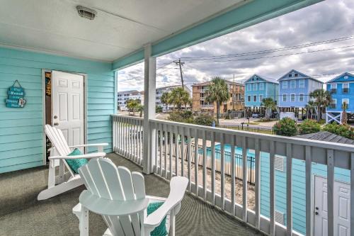 Surfside Beach Apartment | Walk to Ocean Surfside Beach Condo with Pool Access