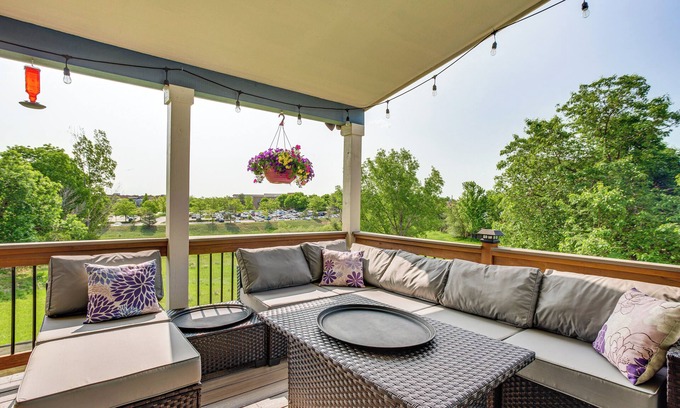 Highlands Ranch House | Walk to Rec Center: Spacious Highlands Ranch Home