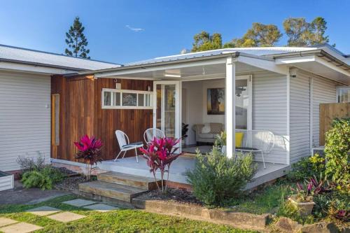 Gympie House | Warm and Cozy Cottage House