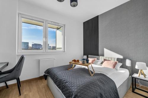 Goclaw Apartment | Warsaw Praga - Modern Apt, Parking, near River - by Rentujemy