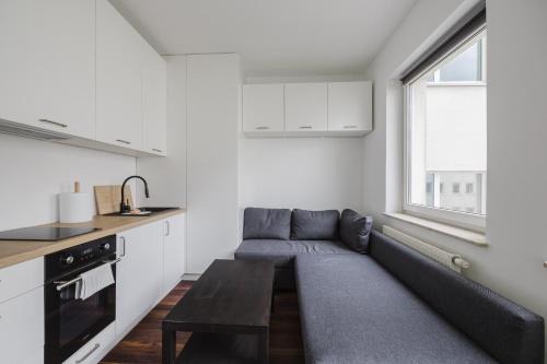 Poznan City Center Apartment | Warta River Cozy Vibe Studio by BookingHost