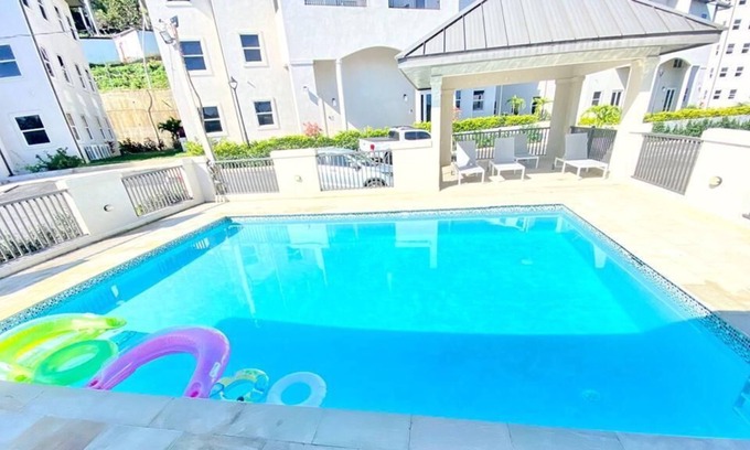 Albion Apartment | Washington 2BR Suite Modern and Spacious MBJ