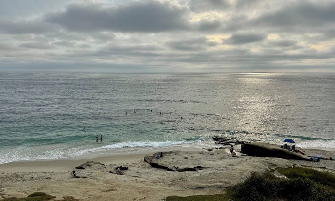 La Jolla Condo | Water's Edge at Windansea