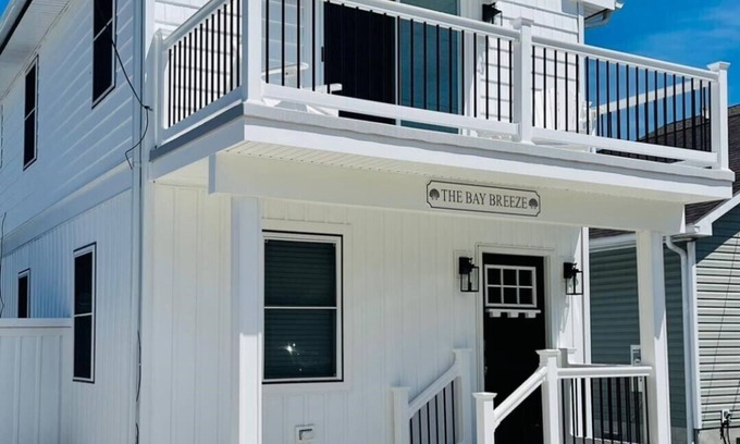 Green Creek House | Water Views - 2 Min Walk to Beach - Custom Beach House - Local Pool!