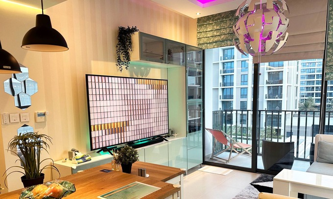 Muharraq Apartment | Waterfront and Sunset Facing Smart Apartment