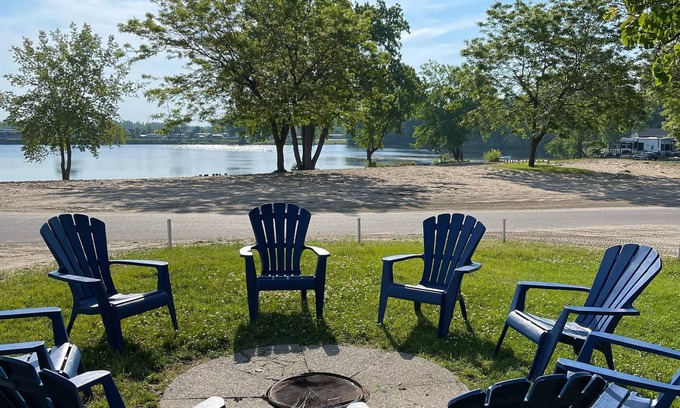 Sherkston House | Waterfront at Sherkston Shores Resort