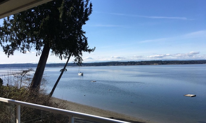 Gig Harbor House | Waterfront Bliss with Panoramic Views, Beach Access, and Paddleboards!